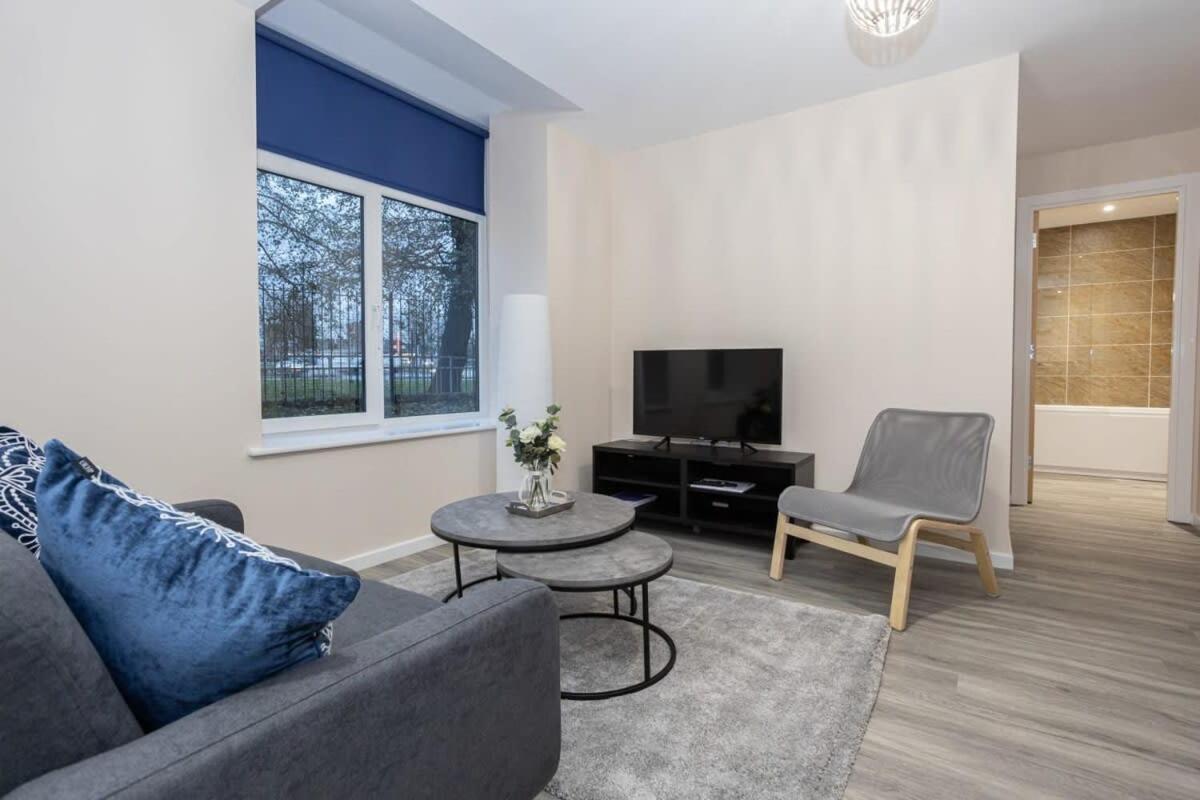 Lovely 1 Bedroom Apartment In Manchester Exterior photo